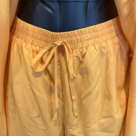 ChicMe Two Piece Yellow Vacation wear V Neck Flare Sleeve Top Wide Leg Pants Set - Picture 7 of 11